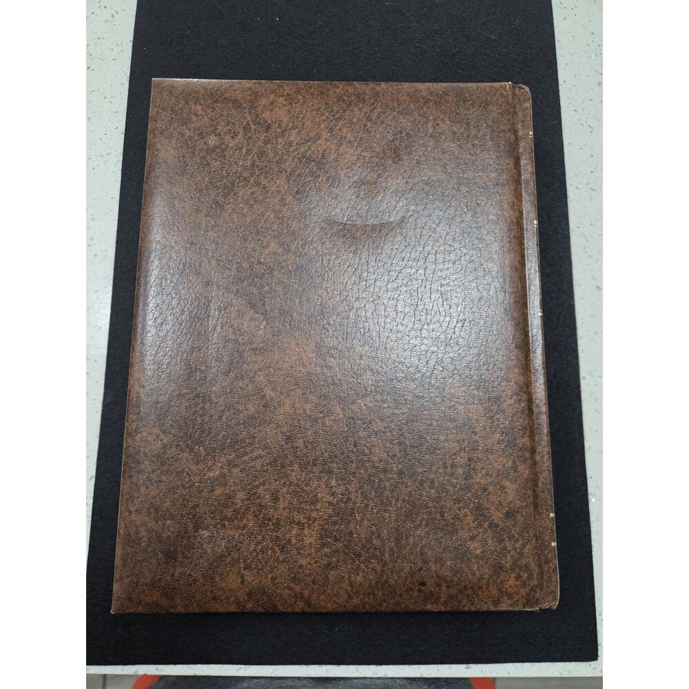 1977 THE HOLY BIBLE AUTHORIZED KING JAMES VERSION HERITAGE EDITION